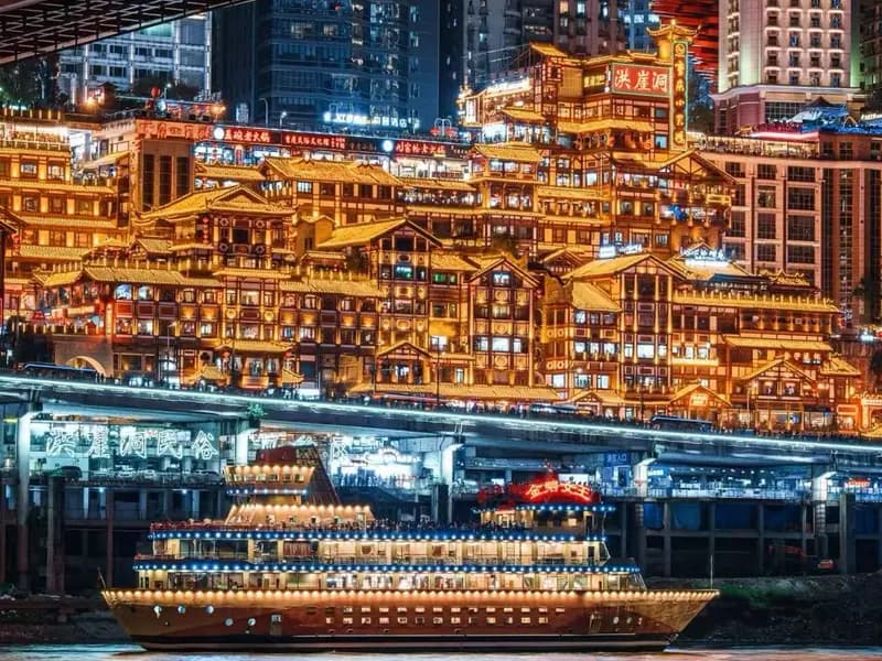 Chongqing Night View: See the Two Rivers from Every Angle