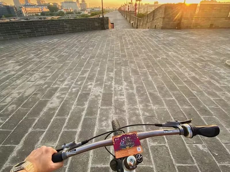 Cycling the Xi'an City Wall