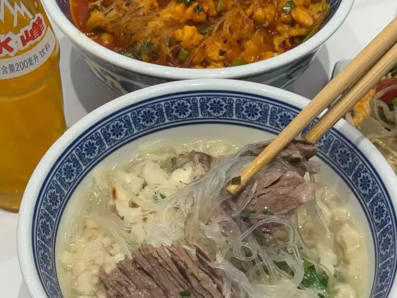 Xi'an Muslim Quarter Food Walk