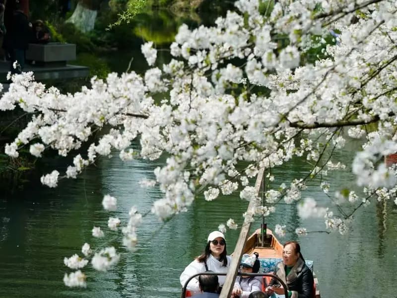 China on a Stopover: 72 / 144 / 240-Hour Visa-Free Itinerary