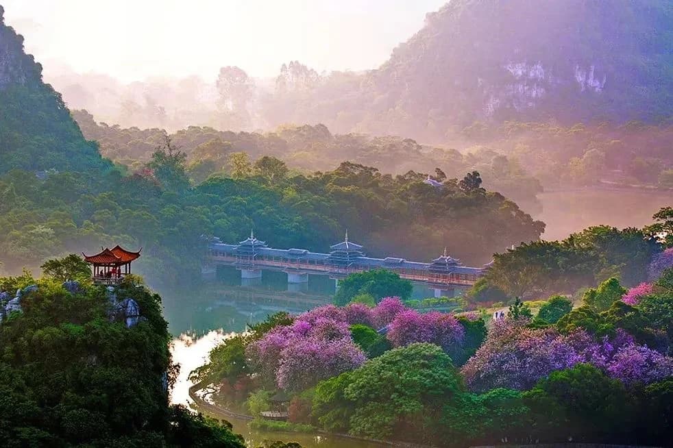 Featured High-Speed Rail Route: Guilin to Dali via the Karst Scenic Corridor (D3953/D3952)