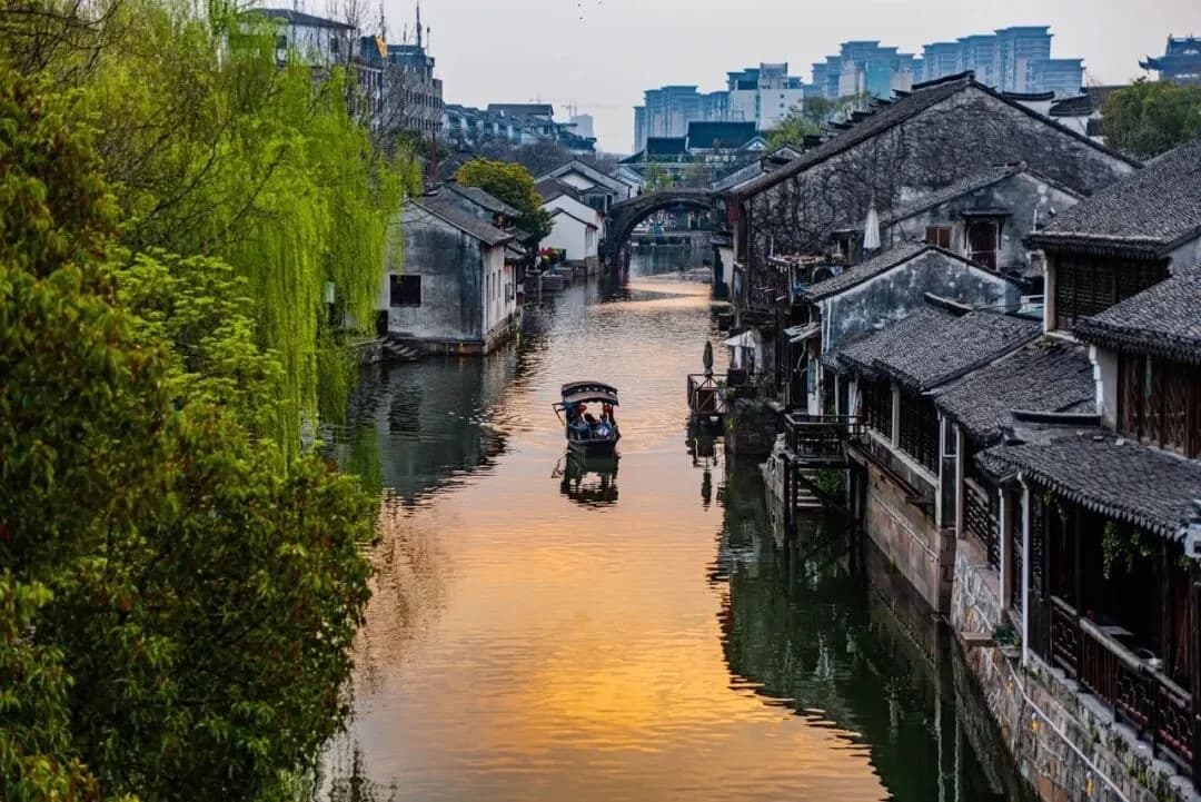 Special high-speed rail route: Visit the Jiangnan Water Town on the Shanghai-Suzhou-Lake High-speed Railway (Gu Town Weekend Edition)